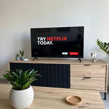 Unlock The Island - Local Insights For Your アパート