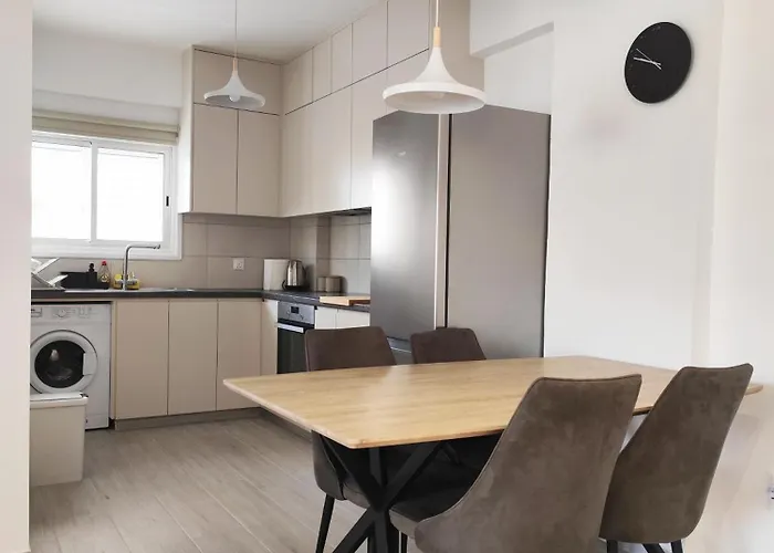 Unlock The Island - Local Insights For Your * Λάρνακα