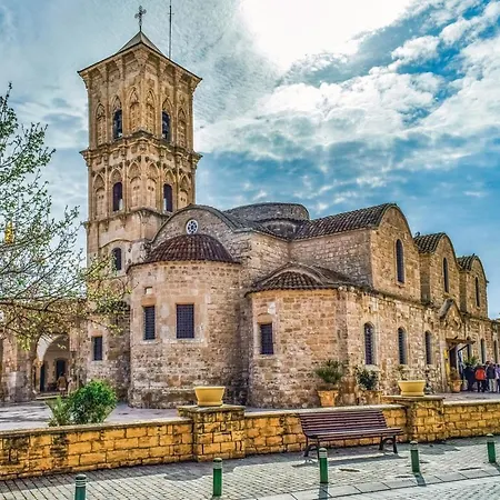 Unlock The Island - Local Insights For Your *