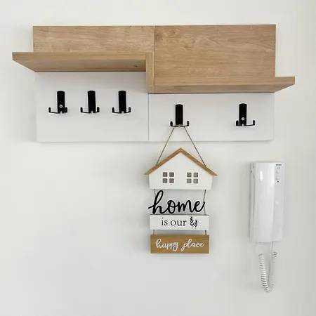 Apartment Unlock The Island - Local Insights For Your